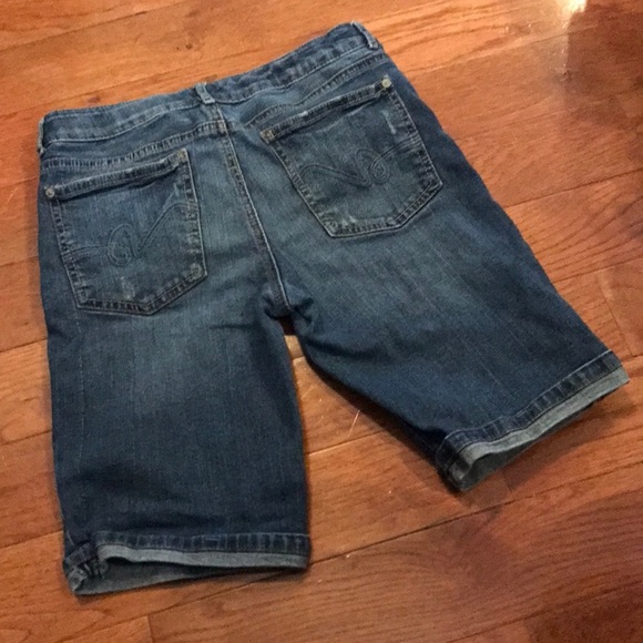 GIRLS jeans shorts - Picture 3 of 3